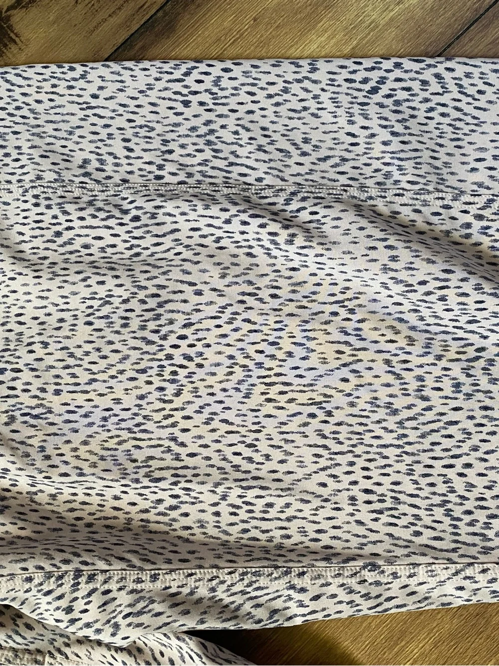 lululemon athletica cheetah print capris with draw strings at bottom - Picture 2 of 3